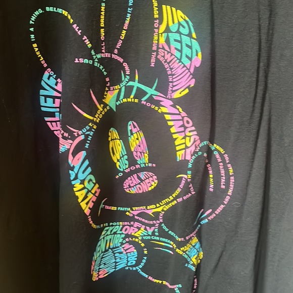 Cutest Disney Minnie Mouse TShirt perfect shape Size L - Picture 2 of 4